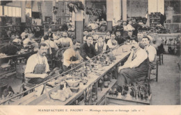 35-BOUGERES- MANUFACTURE E.PACORY - MONTAGE TREPOINTE ET FINISSAGE ( SALLE N°1) - Fougeres