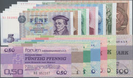 Deutschland - DDR: Banknotensatz 1971-1985 Von 5 Bis 500 Mark Und Kompletter Satz Forumschecks 1979 - Autres & Non Classés
