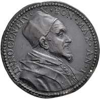 Medaillen Alle Welt: Italien-Kirchenstaat, Innocenz X. 1644-1655: Bronzemedaille AN II (1645), Gefer - Ohne Zuordnung