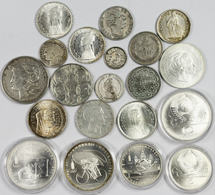 Alle Welt: Lot Von 20 Silbermünzen Aus Aller Welt; Dänemark, Bulgarien, Griechenland, Italien, Lettl - Other & Unclassified