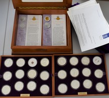 Alle Welt: Queen Elizabeth II. - Golden Jubilee Collection: Sammlung Von 24 Silbermünzen Aus Diverse - Other & Unclassified