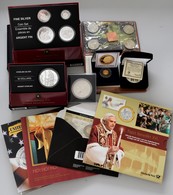 Alle Welt: Kleines Lot Mit Folgenden Münzen / Medaillen: Kanada Set 2005 Lux / Lynx; 30$ 2005 Totemp - Autres & Non Classés