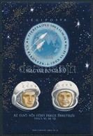 O 1963 Az Első Női-férfi Páros űrrepülés Vágott Blokk (4.500) - Sonstige & Ohne Zuordnung