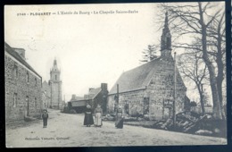 Cpa Du 22 Plouaret L' Entrée Du Bourg  -- La Chapelle Sainte Barbe  LZ111 - Plouaret