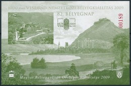 ** 2009 Visegrád Olajzöld Emlékív Piros Sorszámmal, Hátoldalán 'Az Elnökség Ajándéka' Felirattal - Sonstige & Ohne Zuordnung