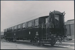 Cca 1930 A Magyar Államvasutak Gépgyára által Készített Vonatkocsi Fotója 17x11 Cm - Autres & Non Classés