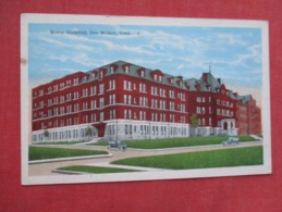 Mercy Hospital  Iowa > Des Moines  Ref 3610 - Des Moines