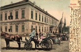 T2 1906 Buziásfürdő, Buziás; Nagy Szálloda. Montázslap Automobillal, Fiákerrel és Előkelő Hölgyekkel / Grand Hotel. Mont - Ohne Zuordnung