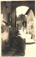 * T2/T3 Segesvár, Schassburg, Sighisoara; Utcarészlet / Street View, Alley, Josef Fischer Photo (ragasztónyom / Glue Mar - Sin Clasificación