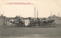 ** T2 Dakar, Les Passagers Et Les Nombreux Paquebots En Rade / Harbour, Horse-drawn Carriages, Steamships - Unclassified