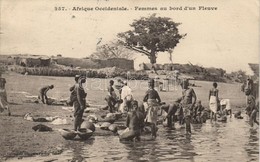 T2/T3 1929 Femmes Au Bord D'un Fleuve / Washing Women At The River, Senegalese Foklore (small Tear) - Unclassified