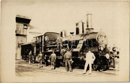 * T1/T2 MÁV 320,004. Sorozatú Gőzmozdonya / Hungarian State Railways Locomotive. Photo - Unclassified