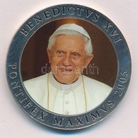 Vatikán 2005. 'XVI. Benedek Pápa' Ezüstözött Multicolor Emlékérem (40mm) T:PP 
Vatican 2005. 'Pope Benedictvs XVI' Silve - Zonder Classificatie