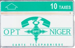 NIGER - Green & White, OPT Niger Logo, Third Issue 10 Taxes, CN : 612L, Tirage 4500, Used - Niger