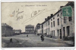 Carte Postale 59.  Berlaimont La Place Mandron  Trés Beau Plan - Berlaimont