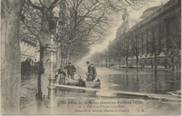 PARIS - CRUE DE LA SEINE - 1910 -L'AVENUE D'ANTIN SUBMERGEE .  TB - Inondations De 1910