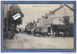 Delcampe - Carte Postale 24. Thiviers Avenue De La Gare Trés Beau Plan Animé - Thiviers