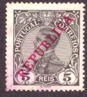 Portugal - 1910 Rei D. Manuel II - Selos De 1910 Com Sobrecarga "REPUBLICA" 5r - Used Stamps