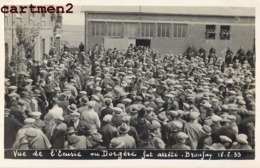 CARTE PHOTO : BRAY-SUR-SOMME FERME DE BRONFAY VENTE SALVADON PAYSANS BRETONS GENDARME EVENEMENT POLITIQUE GUERRE - Bray Sur Somme