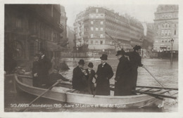 Paris Inondation 1910 Marin Pompier Sauvetage Bateau Gare St Lazare Rue De Rome - Firemen