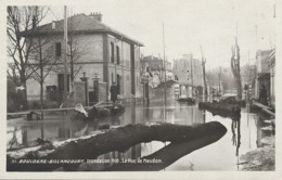Boulogne Billancourt Inondation 1910 Rue De Meudon.  Arbres Flottant Dans Les Rues . Bois - Floods