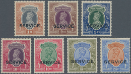 Indien - Dienstmarken: 1913-39 Seven High Values Mint, Surcharged "SERVICE", With 1913 KGV. 15r. And - Timbres De Service