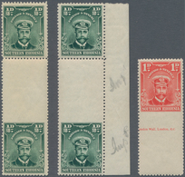 Süd-Rhodesien: 1924-29 KGV. ½d. Green Two Vertical Gutter Pairs, One With Sheet Margin At Right, And - Südrhodesien (...-1964)