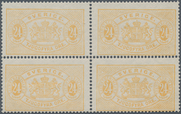 Schweden - Dienstmarken: 1874/1881, 24 Öre Yellow In Block Of Four, Mint Never Hinged - Service