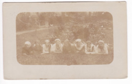 30/132 -- CANTONS DE L'EST - Carte Photo ( 8 Femmes) En Feldpost EUPEN 1915 Vers Reservelazarett AACHEN - Autres & Non Classés