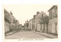 77 - PERTHES - Rue Faronville - Perthes
