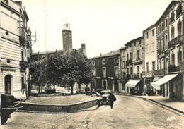 34  Hérault :  Clermont-l'Hérault  La Place Du Marché   Réf 7178 - Clermont L'Hérault