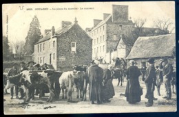 Cpa Du 22  Gouarec La Place Du Marché , Le Couvent  LZ122 - Gouarec