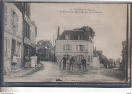 Carte Postale 80. Oisemont  A La Ruche  La Fourche Des Rues D'Amiens Et De Fontaine Très Beau Plan - Oisemont