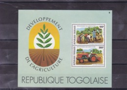 TOGO  : Developpement De L'agriculture : Y&T : BF 108 **PA - Togo (1960-...)