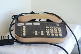 ANCIEN TELEPHONE DESING ALCATEL T16X - Telefoontechniek