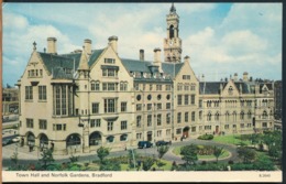 °°° 14534 - UK - BRADFORD - TOWN HALL AND NORFOLK GARDENS - 1976 With Stamps °°° - Bradford