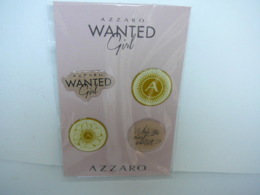 AZZARO : " WANTED GIRL" CARTE  4 DOMINGS  PARFUMES      LIRE ET VOIR !! - Miniatures Femmes (sans Boite)