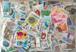 Japan 2.000 Verschiedene Marken - Collections, Lots & Series