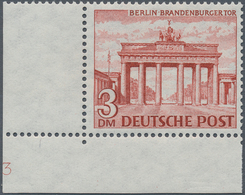 Berlin: 1949, 3,- Mark BAUTEN I, Als Postfrisches Eckrandstück Unten Links Mit Vollständiger (!) Pla - Storia Postale