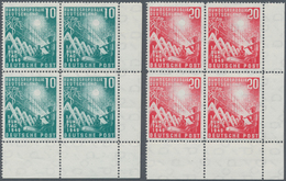 Bundesrepublik Deutschland: 1949, 10 Und 20 Pf Bundestag Im Eckrand-4er-Block Rechts Unten Postfrisc - Covers & Documents