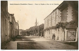 86 SAINT GENEST D'AMBIERE Place De L'église Et Rue De La Chimière CPA Sépia Cliché Gonzalez - Andere Gemeenten