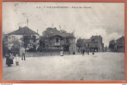 Carte Postale 93. Ile Saint-Denis  Place Des Javaux ***RARE***   Trés Beau Plan - L'Ile Saint Denis