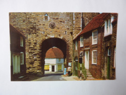 THE LADGATE - RYE - Rye