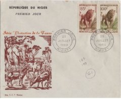 NIGER YT N°107 ET 108 SUR LETTRE ILLUSTREE OBLITERATION PREMIER JOUR(FDC) LION - Raubkatzen