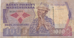 BILLET-BANQUE BANKY  FOIBEN'I  MADAGASIKARA MILLE  FRANCS - Madagascar