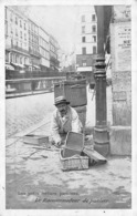 Thème.  Métiers Divers.        75  Paris  Petits Parisiens  Le Raccommodeur De Paniers     (Voir Scan) - Otros & Sin Clasificación