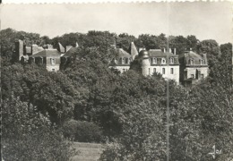 (LANVELLEC )( 22 COTES DU NORD )( CHATEAU  ) LE CHATEAU DE ROSAMBO DANS SON CADRE DE VERDURE - Lanvellec