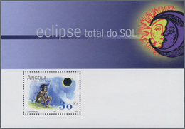Angola: 2001, TOTAL SOLAR ECLIPSE Souvenir Sheet, Investment Lot Of 500 Copies Mint Never Hinged (Mi - Angola