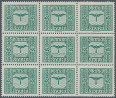 Österreich: 1916/1952, Postfrische Partie Von (größeren) Einheiten, Sauber In Bogenmappe Sortiert, D - Sammlungen