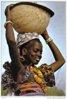 Carte Postale Afrique Burkina Faso  Banfora  Jeune Femme Peulh Portant Son Lait Trés Beau Plan - Burkina Faso